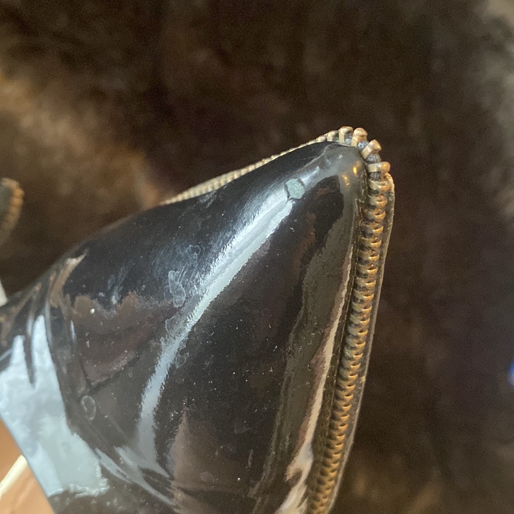 Givenchy - Picture 12 of 13